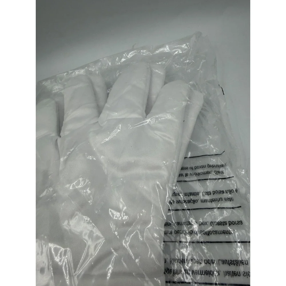 One Size M&M White Costume Gloves NEW IN PACKAGING